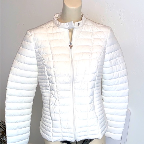 Guess Jackets & Blazers - Guess Puffer Jacket size large